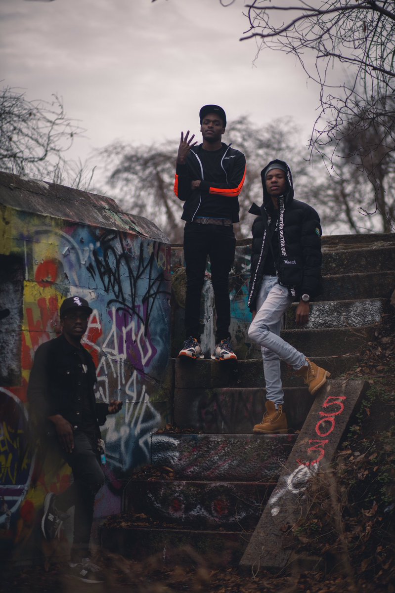 Ymcnuk's tweet photo. 5star project niggas ! bitch tell me what you kno bout it ! #FreeThaGang🔓 https://t.co/o14qQit6Oa