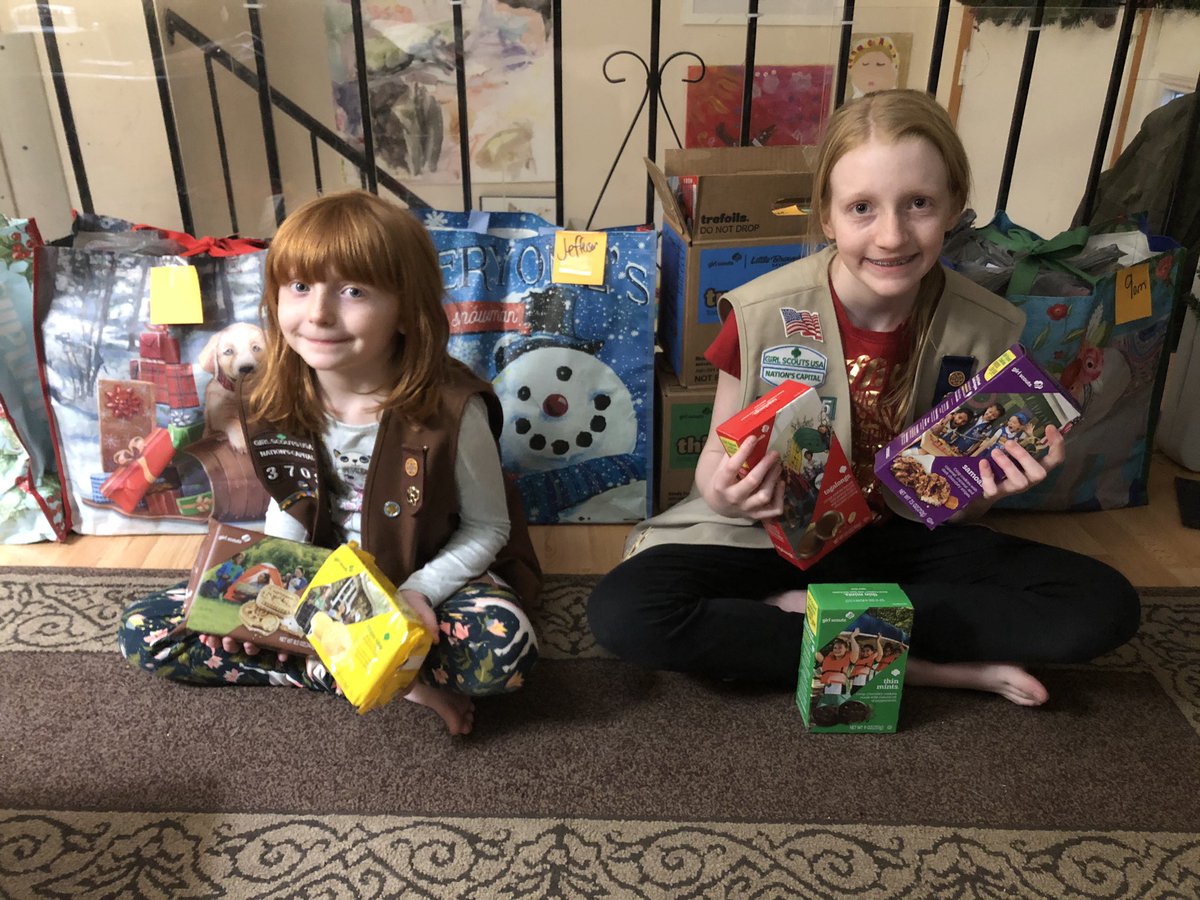 katiebishop's tweet photo. They have sorted cookies into bags based on service times #lifeofaPK #ministyfamilystyle #girlscoutcookies https://t.co/37gPT1smSH