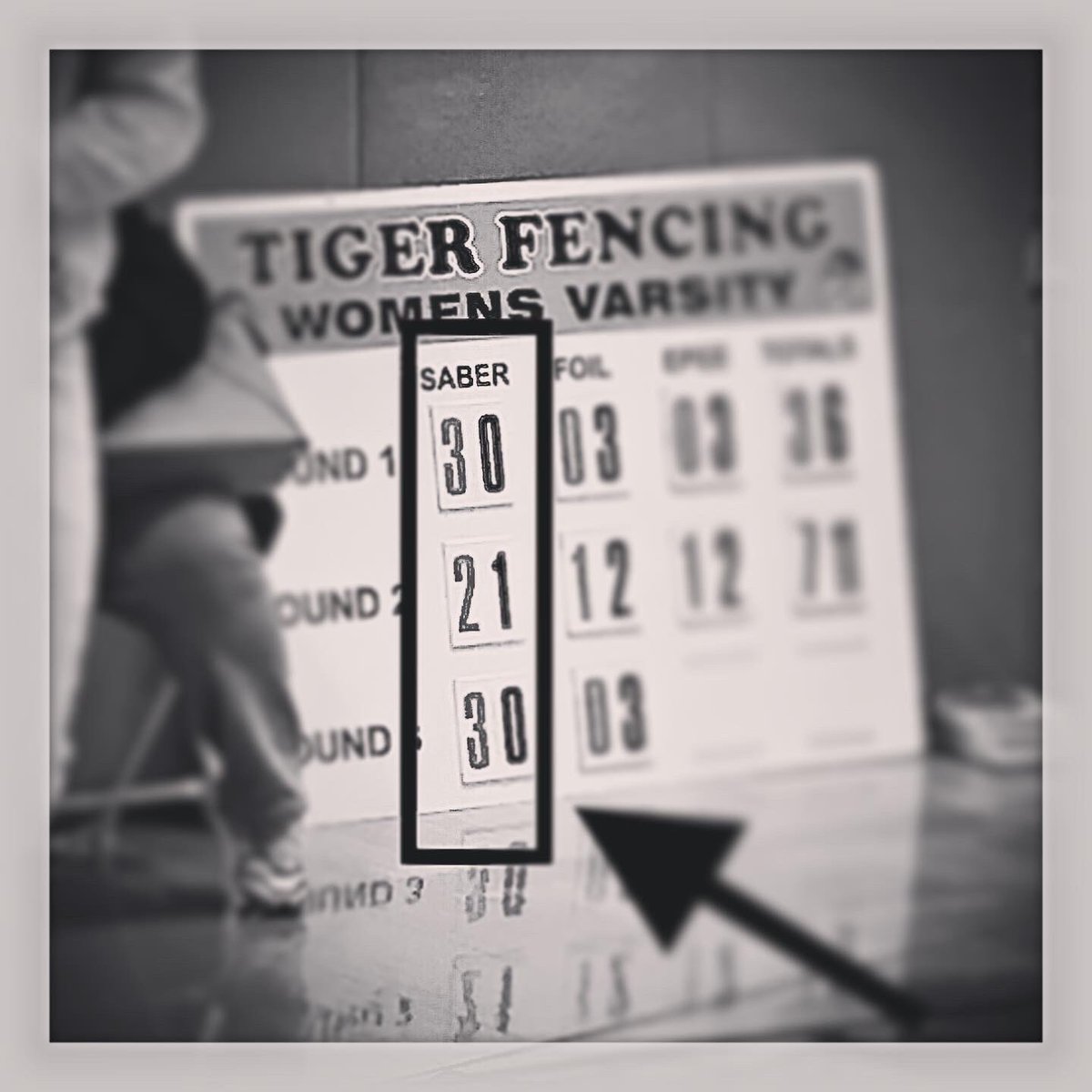 FidgetTBC's tweet photo. Another successful outing! Going 2 and 1 tonight, making her overall record for the season 15 WINS and 3 losses! YEAH!!! #Captain #HSFencing🤺 #OSUBound #WINNER @FencingTigers @HHSTIGERS @pnuttbc @OhioStateFEN @OhioState https://t.co/svzBUs1yH3