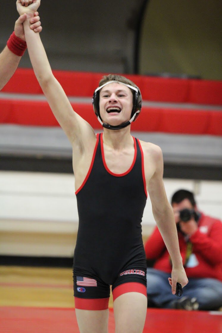 Aurora_Wrestle's tweet image. Absolutely one of my favorite moments of the year!! Watching @Velociwolf1 (Tyson Kottwitz) come through for his team with a huge pin. #EverySecond