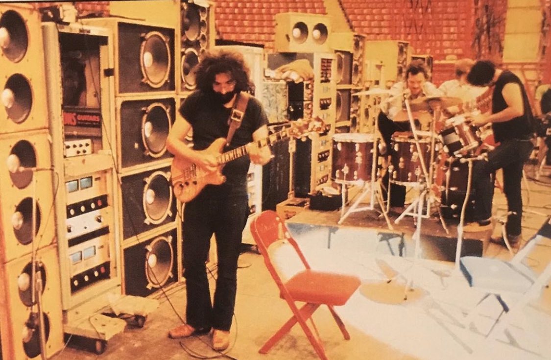Steve Parish (@bigsteveparish) on Twitter photo Me working on <a href="/BKreutzmann/">Bill Kreutzmann</a> drums, while <a href="/jerrygarcia/">Jerry Garcia</a> gets ready for #SoundCheck 1973 Me working on <a href="/BKreutzmann/">Bill Kreutzmann</a> drums, while <a href="/jerrygarcia/">Jerry Garcia</a> gets ready for #SoundCheck 1973