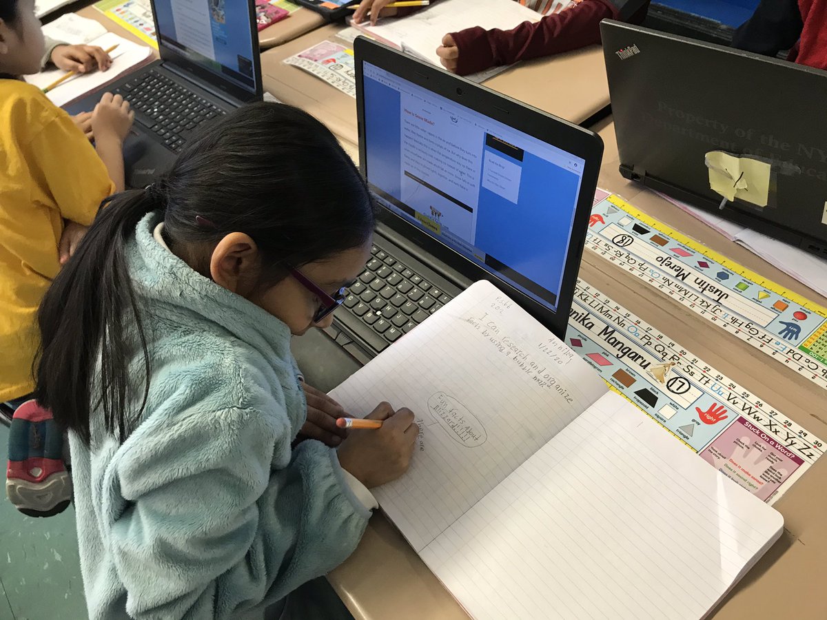 2ndGradeJKO's tweet image. Today we continued researching information about types of wild weather for our informational reports. We used the search engine Kiddle to find out fun facts. We then recorded this information in a bubble map. 💻📝#kiddle #research #informationalreport @PS66JKO