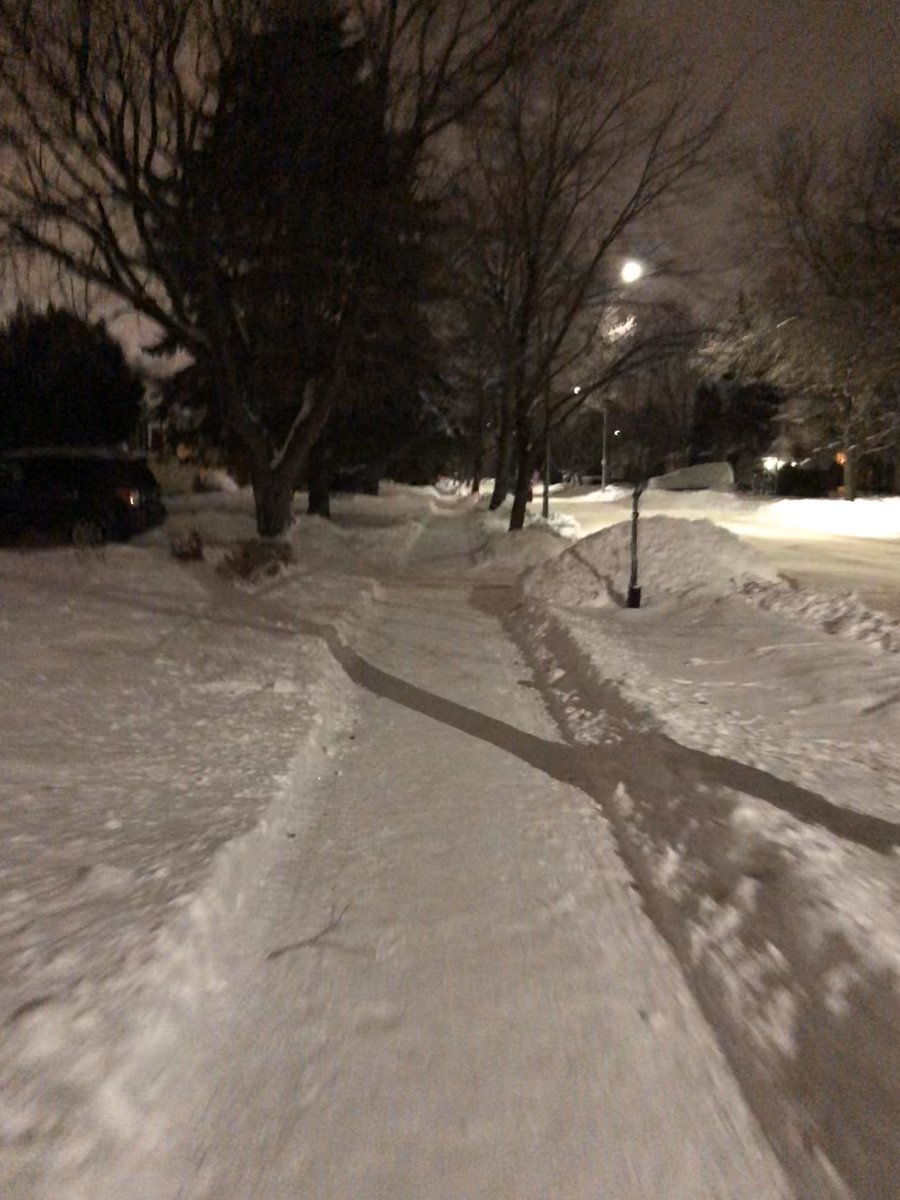 ryanara99's tweet image. Gotta hand it to @cityofwinnipeg snow clearing crews! They are fast and do an amazing job on streets and sidewalks. Thank you!