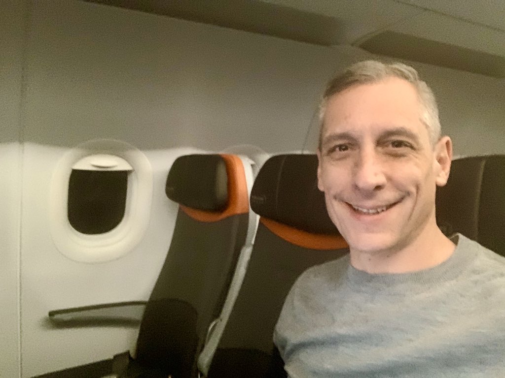BosGuy's tweet photo. Sometimes flying doesn’t suck. Thank you @JetBlue #flyblue https://t.co/RTxwRqni4T