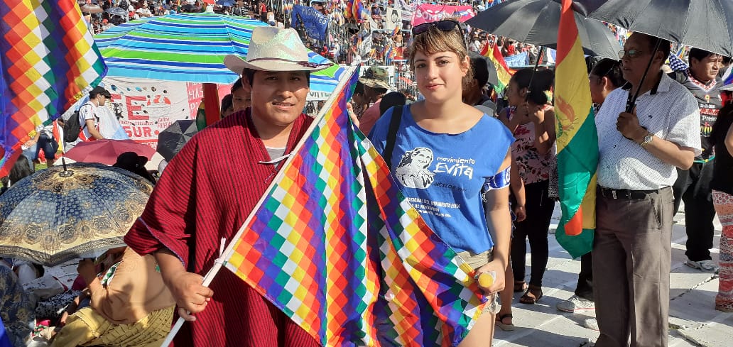 MovPopularEvita's tweet photo. Estuvimos en el Estadio Deportivo Español. Se cumplen 14 años del Estado Plurinacional de Bolivia y nuestro Movimiento Evita Matanza se manifestó en apoyo al compañero Evo Morales y a todo el pueblo boliviano.

🇦🇷 LA #PATRIAGRANDE ES NUESTRA FORTALEZA 🇧🇴 https://t.co/sbbyT3l0Lv