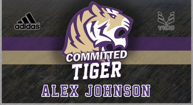 Johnson72Alex's tweet photo. Proud to announce I will be playing football at Sewanee next year! https://t.co/N5hmIYXyEs