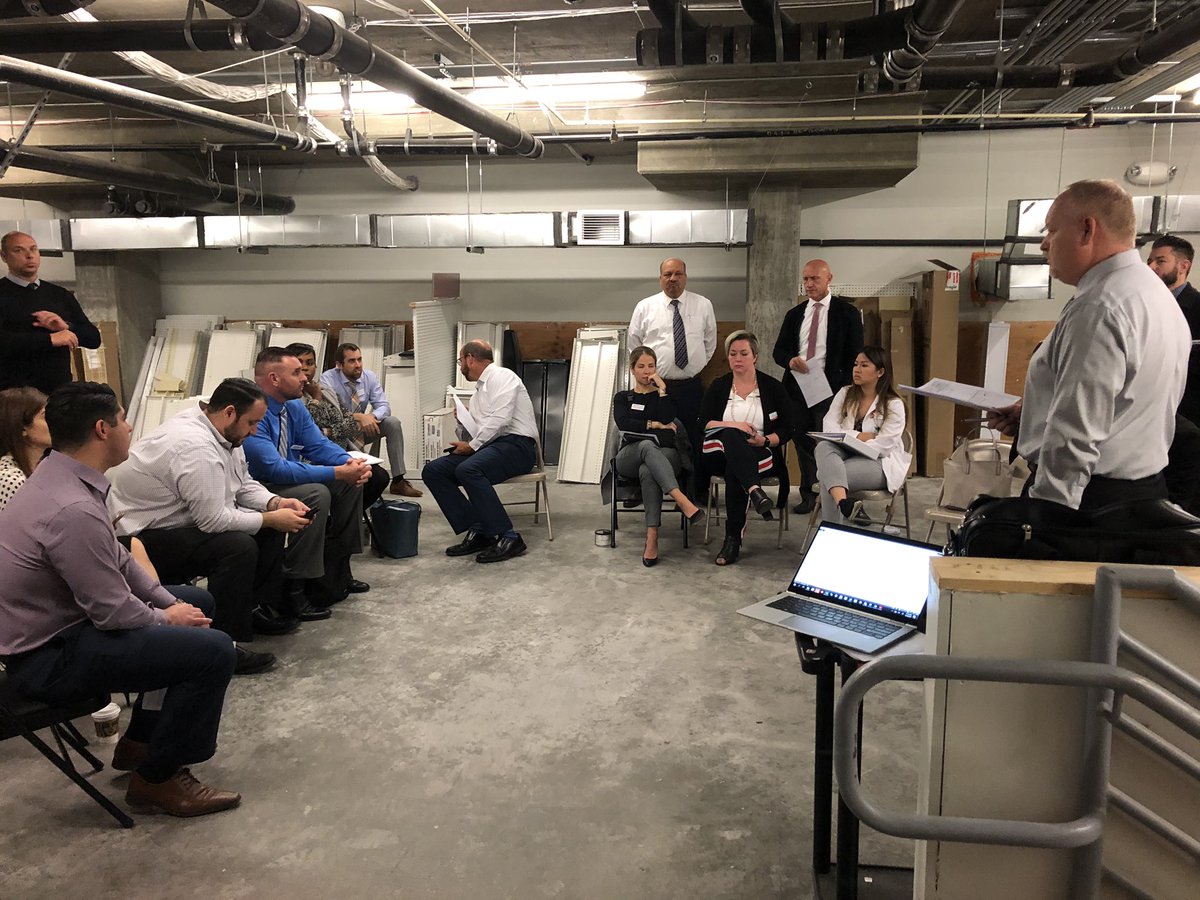Great Day of Learning In LA.....DL/DAPL Inventory Workshop.....Followed by Maximizing Hallmark Sales.....Goal 10% Growth....#Collaboration <a href="/MaureenCormier2/">Maureen Cormier</a> <a href="/Shad_CVS/">Shad Agel</a> @ArtinCVSRx