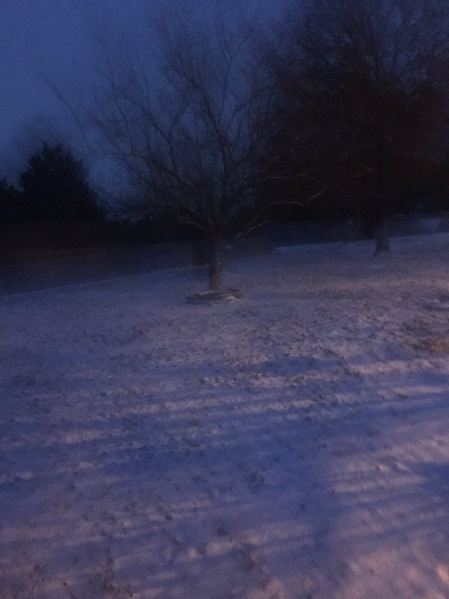 timothy81332734's tweet photo. @5NEWSGarrett This is what it looked like this morning at r home in Alma https://t.co/O9p5xDobjr