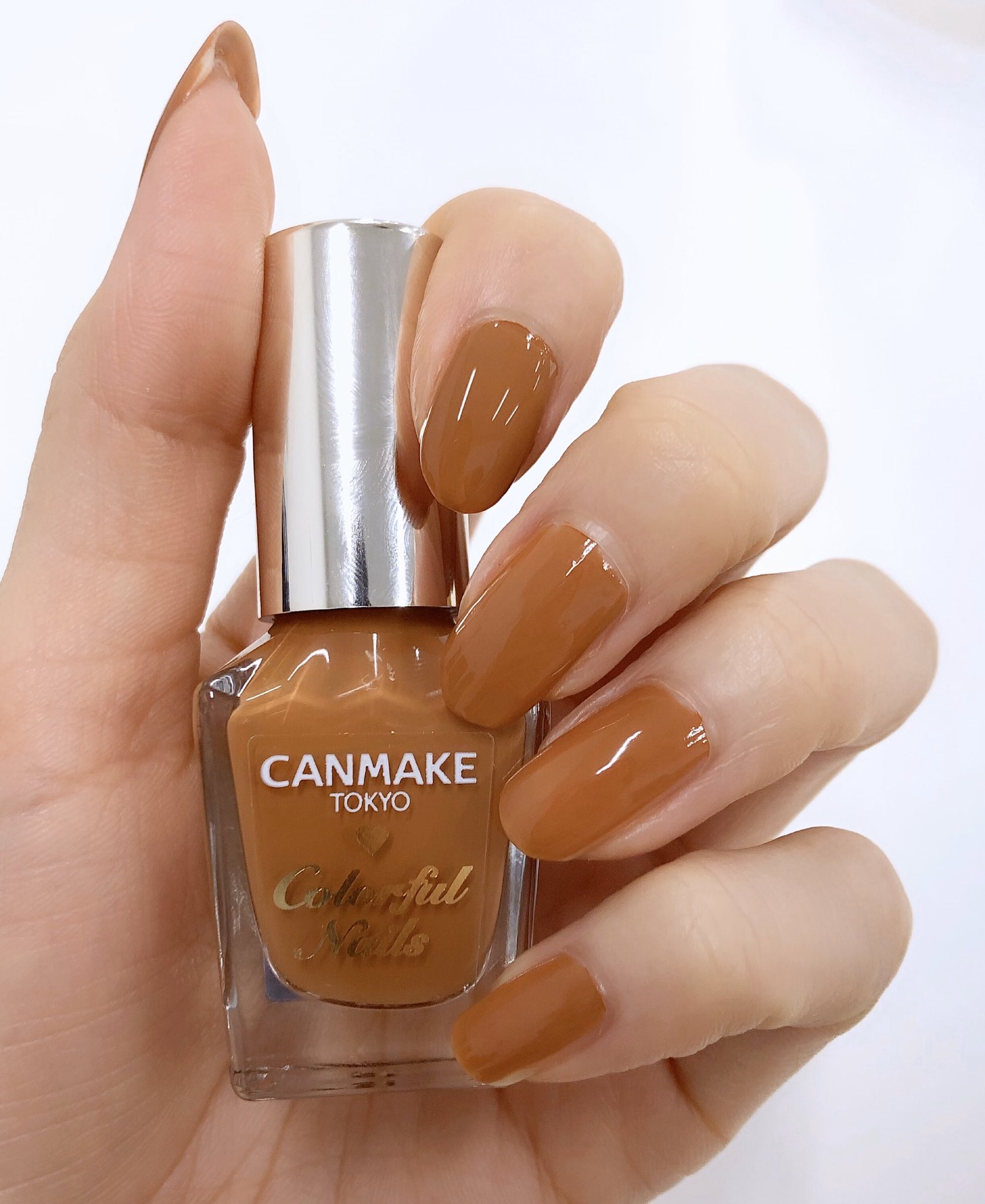 さきの キャンメイクのネイル増えてきた N36 ビターキャラメル 可愛い N19 スウィートコーラル 可愛い N16 レディテラコッタ 可愛い 全部可愛い 380円の手軽さ ドラッグストア寄ったついでにポイポイ買ってしまう あと3本くらいある