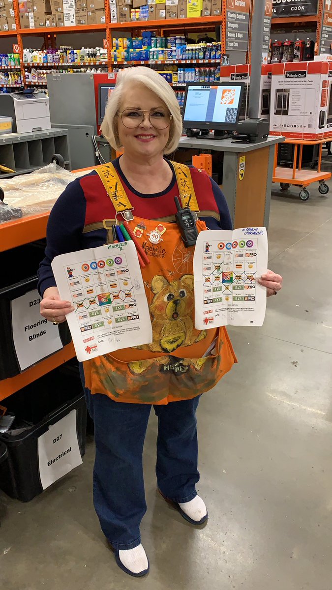Head cashier Machelle is on fire this week with credit. Winning a double bingo, and she’s just getting started🔥🔥🔥