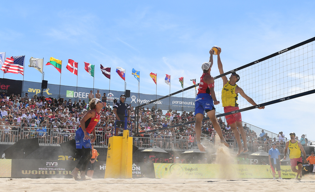 avpbeach's tweet photo. We are less than 200 days out from the biggest event at the Summer Olympics! Get the latest updates from Kim Smith on the status of our @TeamUSA athletes, along with a few honorable mentions with the article link below.

https://t.co/GcS8vdAHNw https://t.co/IaJbUm7q7y