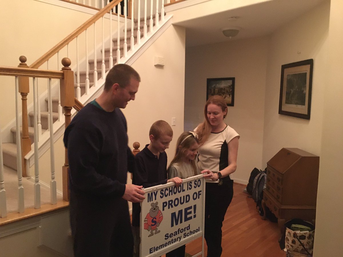 SESBulldog's tweet photo. This evening, SES staff headed out to the homes of students who are persevering, exhibiting good citizenship and practicing SPIKE’s character traits each day! Congratulations to our 1st recipients of Seaford’s Signs of Excellence! 💙🧡 https://t.co/suAUsX0nhT
