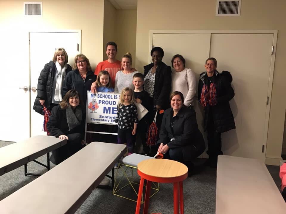 PrincipalJalomo's tweet photo. Tonight, our school kicked off Seaford’s Signs of Excellence! Supporting and guiding students to reach their potential is what I get to do each day. The best part of this job is celebrating with students along the way! I am fortunate to serve such a fantastic community. 🧡💙 https://t.co/oP8nbenQlm