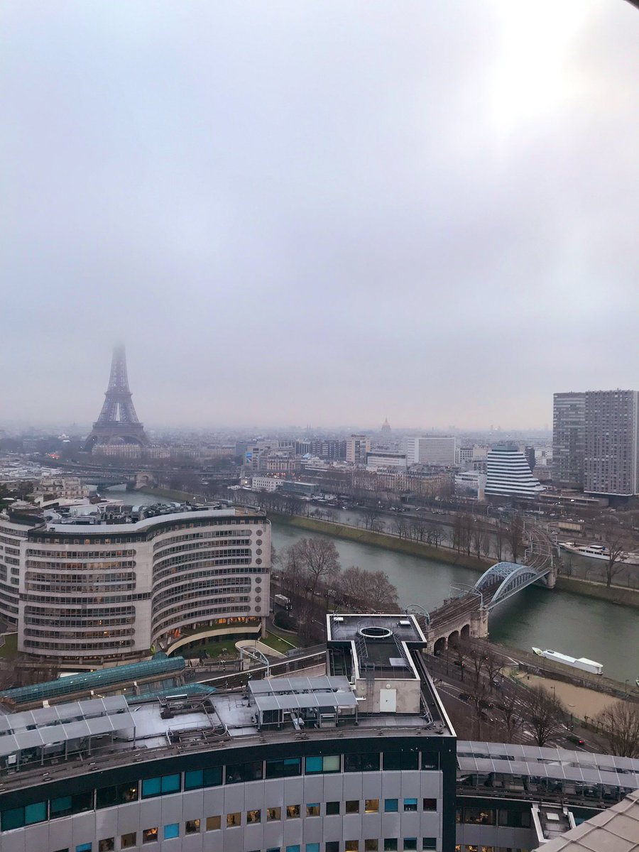 SKEMA_BS's tweet photo. [LIVE] Nous avons la chance de vivre cette conférence de presse, moment phare du lancement de notre plan stratégique 2020-2025, à la salle panoramique de la @Maisondelaradio #Paris ! #SKEMAsky25 #SKEMA #WeAreSKEMA #businessschool #TourEiffel https://t.co/fxznzQ88VH