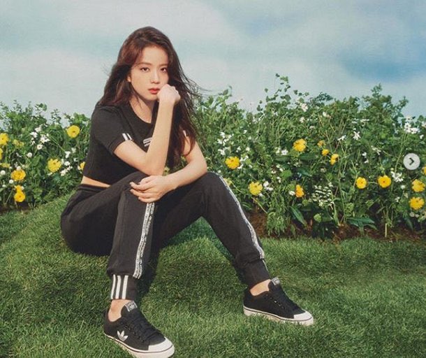 BLACKPINKジス for adidas Originals