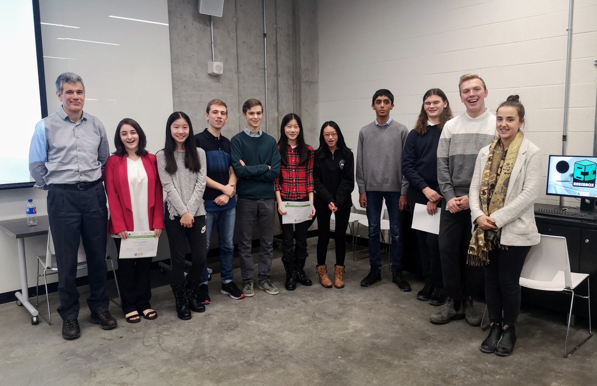 AlbertWong13's tweet image. Congratulations to #JAOttawa young #entrepreneurs of Reusabox and OrnaPrints! Both student #startups created products w/ a #sustainability focus. ♻️🌲
Thank you #mentors and host @UOMakerspace. Special guests: @MathieuFleury @awille @ShanGu17 @IanBingeman and Scott Rust.
