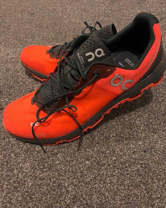 New trail runners. 😬 now just need some time off to try them. #running #runner #trailrunning #trailrunner #duathlontraining #oncloudshoes