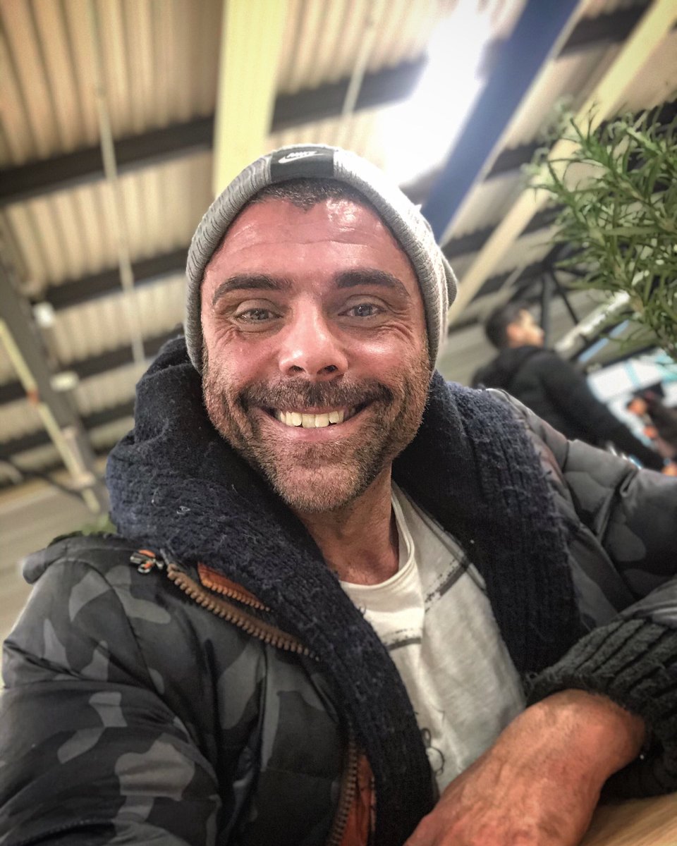 NocerinoSalva's tweet photo. #goodmorning from #berlin ... I’m waiting for flight ... cone back to #Italy ... thanks again to @fitnessschoolTV and #followme in this #newproject !! #salvatorenocerino #bodyweightfunctional #t_bow #workout #functionalpump ... #revengesport #herbalifenutrition https://t.co/qyeItCxomV