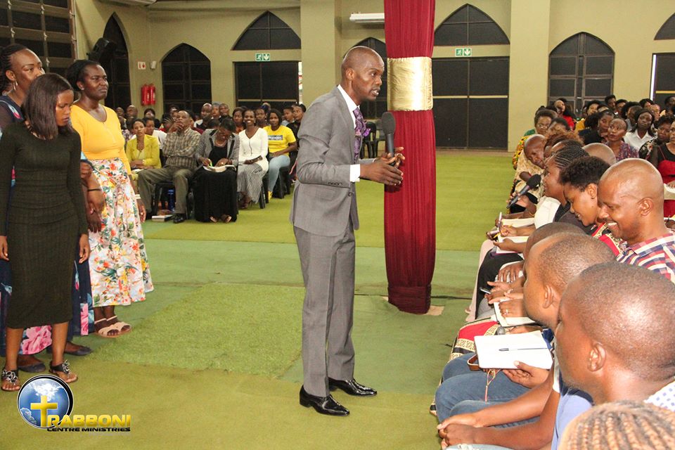 IAmLesegoDaniel's tweet photo. #ThrowBackMotivation [DO AWAY WITH FEAR]: When God says do not fear Abraham, he was exposing his fear of not having children. He revealed his fear, he had everything and he revealed his fear. He who comes from your own body or loins will be your heir. #SeekLifeAbove! https://t.co/yRZgYTQcmV
