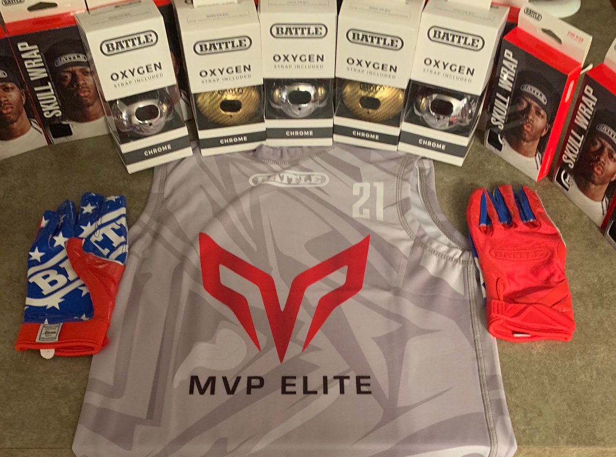 Uniforms just came in and oh boy did <a href="/BattleCEO/">Chris Circo</a> come through for <a href="/mvp7on7/">MVP Elite Football</a>! About to look super fresh this year. MVP Performance Center doing big things in the city of Eugene. BE A MVP!!!!