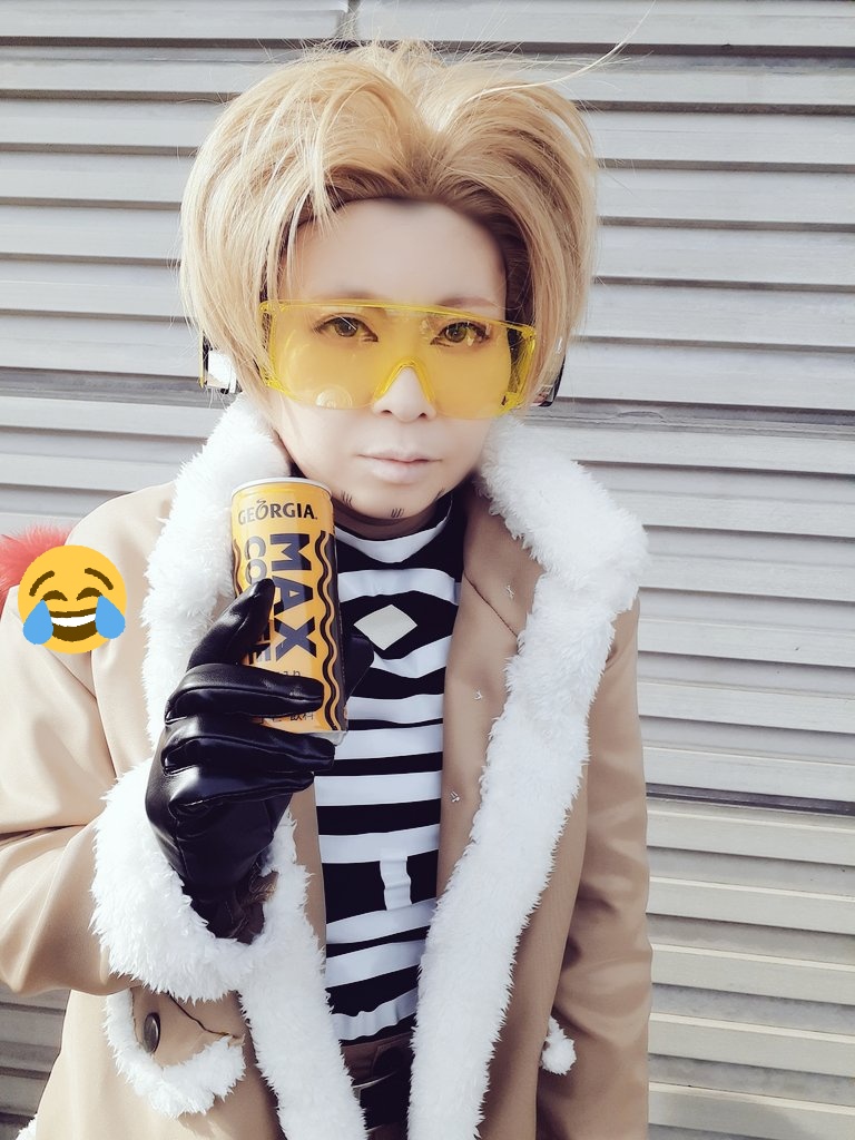 kinoooko's tweet photo. ひっさしぶりに自分の作ったけど、ボタンだの、羽の穴あいてないから羽しょってるだけだの、ウィッグセット甘いだの反省点いっぱいなので戒めのために載せますw空腹さんの伊黒さん可愛いかった♥️色々お話できて嬉しかったーー☺️
#ADV014 https://t.co/bjvPQGdS6Y