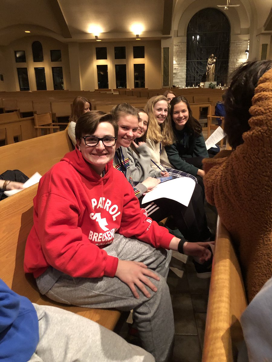 tmbauche's tweet photo. 2020 March for Life. Thank you for giving a voice to the voiceless! #GenLifeSTL #CatholicSTL #stjoecot #StDominicHS #gomakeadifference #adoptionrocks https://t.co/FG8mmzMSLT
