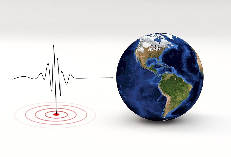 ians_india's tweet photo. A 5.2-magnitude #earthquake hit #Sargaz region in south #Iranon Wednesday, #Iran's Seismological Centre reported.
Photo: IANS https://t.co/e8Y2YRX6Jk