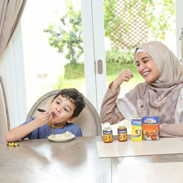 vitabumin's tweet photo. Kok ada ikan gabus? Apa gak amis?? ⁣
.⁣
.⁣
Hmmm enakkk koooooo madunya⁣
Jadi didalam ikan gabus terkandung protein albumin yang sangat tinggi nah albumin ini sangat dibutuhkan tubuh agar tetap kuat  dan sehat kandungan ikan gbus dalam @cintabundavitabumin  sudah melewati… https://t.co/oQ2ERcjS5m
