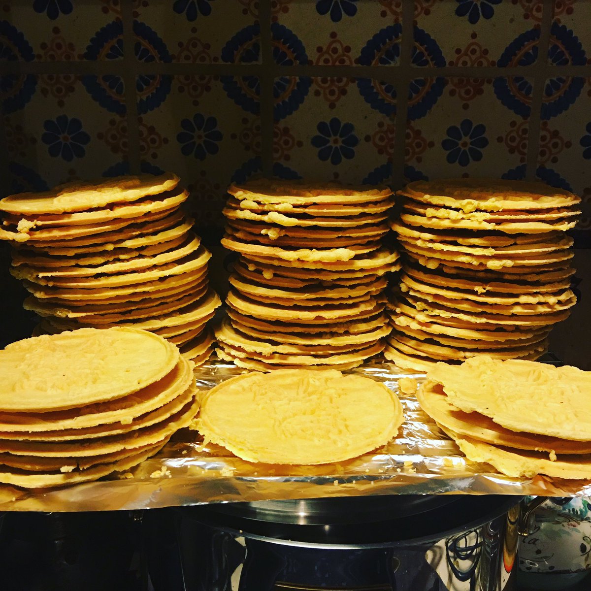 Cranking out the Diggin Duncan Wuffy Waffys. They are flying off of the shelves. Happy to be adding a new vendor this week. #dog #dogstyle #puppy #puppies #doggies #dogtreats #bakery #pizzelles #italy #woof