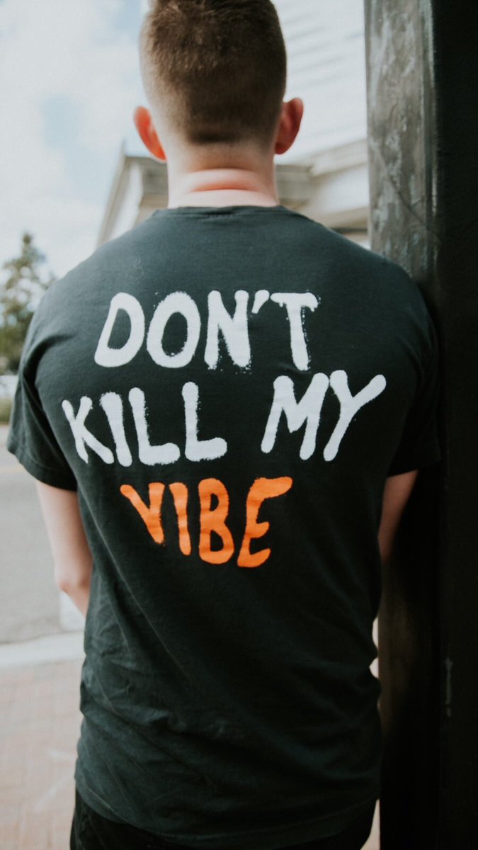 thevibeya's tweet photo. 🔥🔥🔥 #DontKillMyVibe https://t.co/nc97OXwHF0