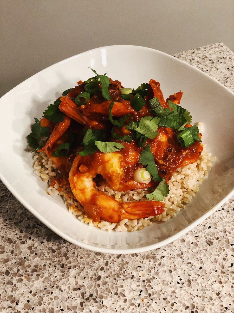 joedujour's tweet photo. Some other recipes from #AntoniInTheKitchen I made in the past week: Crispy Brussel Sprouts w/ Prosciutto Chips and Malaysian Chili Shrimp 🔥 https://t.co/Mj0wiEtBed