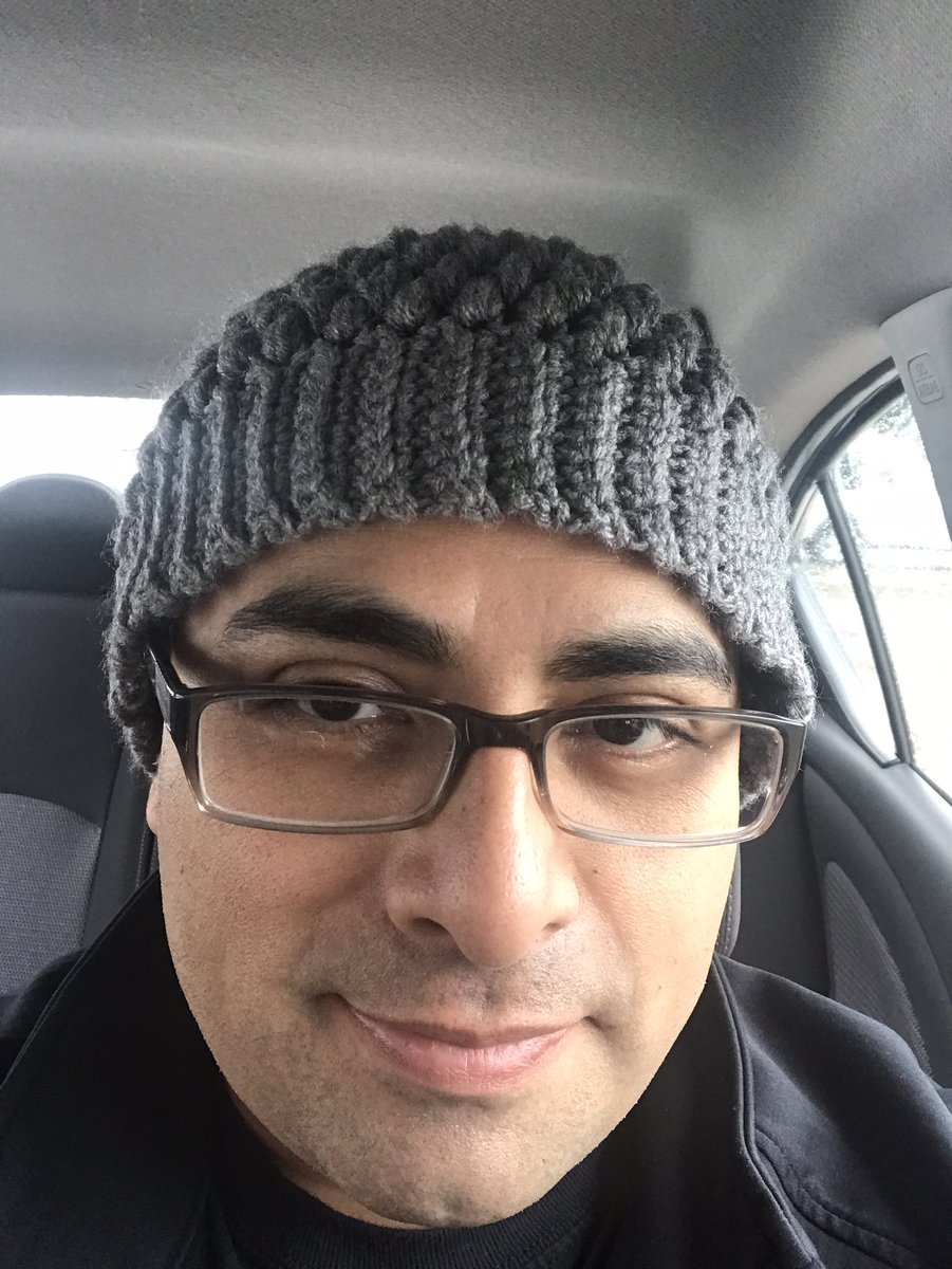interlacing_web's tweet image. #crochet #puffstitch #beanie #handmade #menwhocrochet #yarn #redheartyarns #crafts