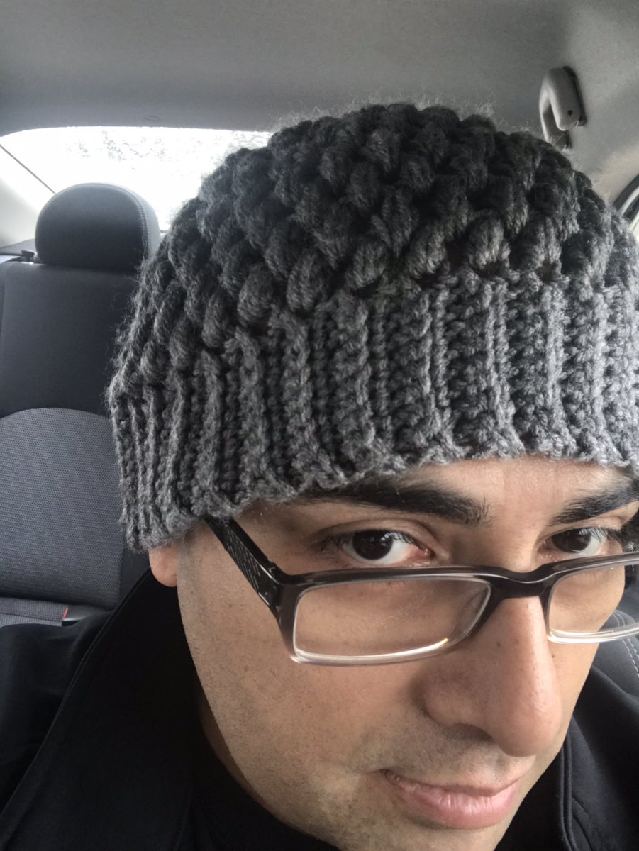 interlacing_web's tweet image. #crochet #puffstitch #beanie #handmade #menwhocrochet #yarn #redheartyarns #crafts
