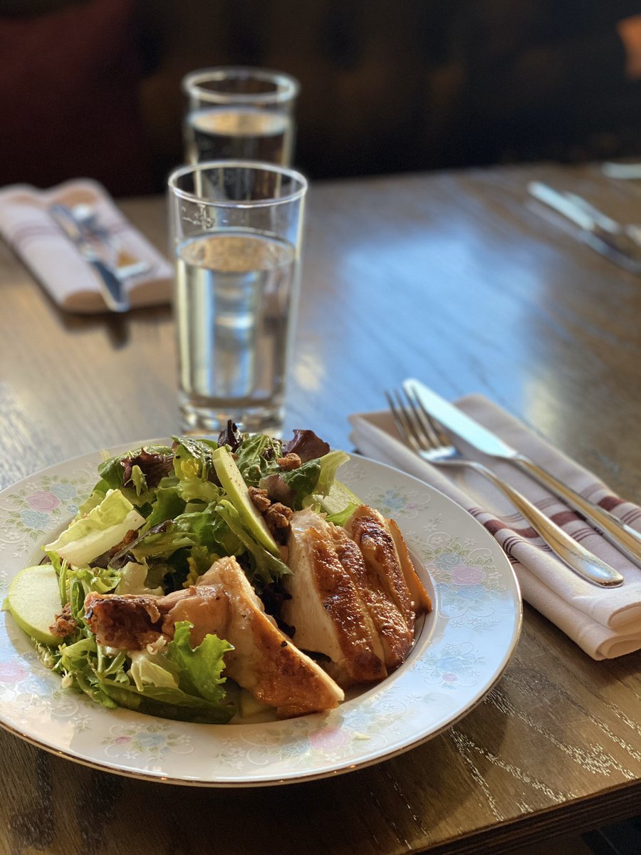 prjamiecampbell's tweet image. Yeah.. we got spoiled @Chefdly restaurant #meloyyc today. If you haven’t tried it yet, it’s delicious and they just launched their new menu 🤤 #yycrestaurants #yyceats