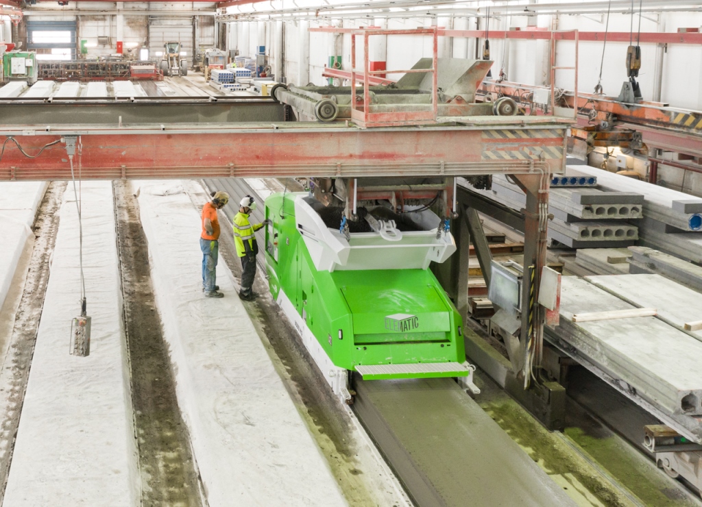 Elematic's tweet photo. The new #Extruder E9 is a multi-product machine, and thus, suits to the production of #hollowcore slabs, filler slabs, piles & poles, solid slabs, wing-slabs, walls & boundary walls, sockles and stadium slabs. #Elematic #PrecastProductionTechnology https://t.co/FBu7yX0i71
