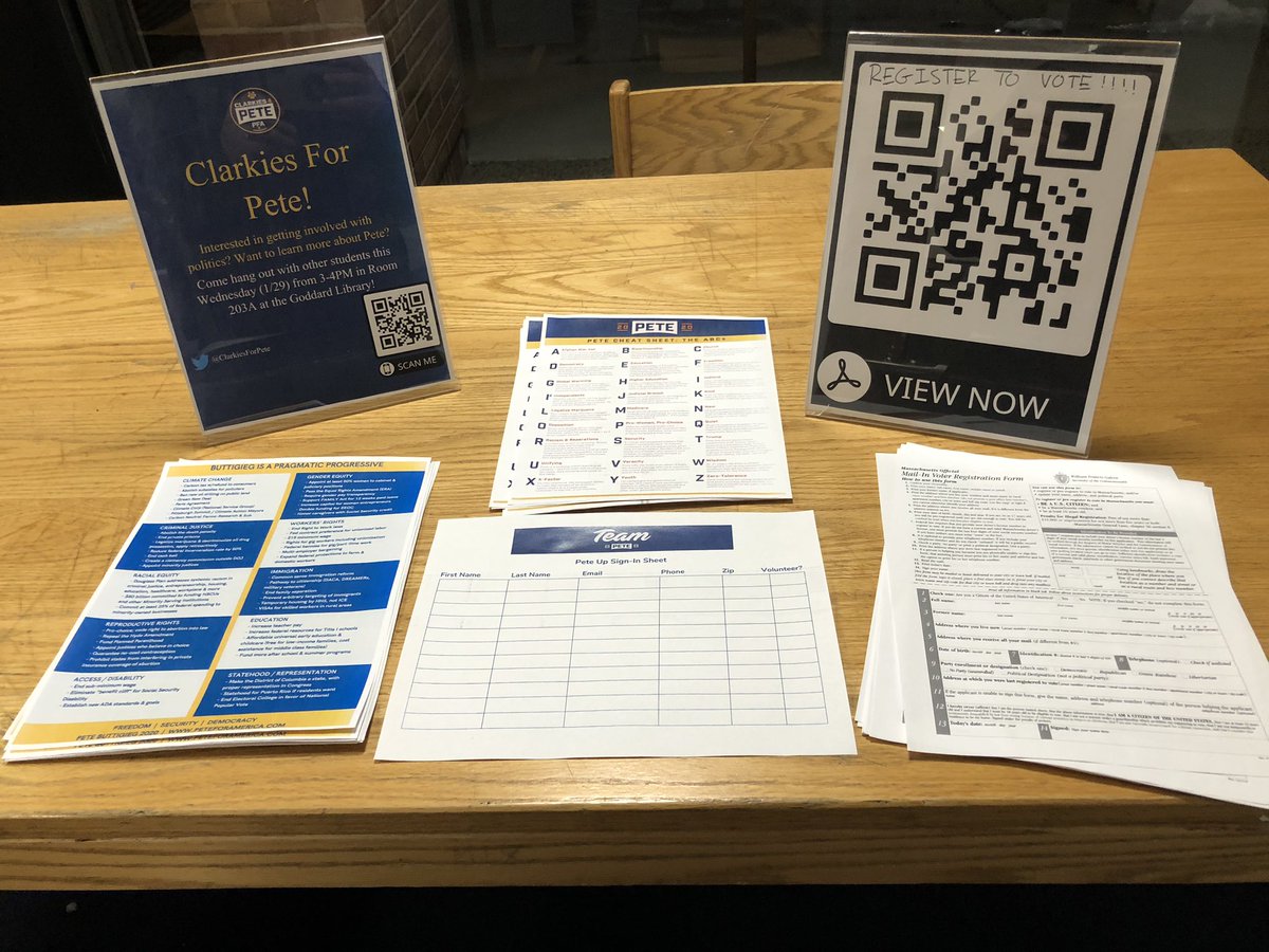 ClarkiesForPete's tweet photo. getting ready for tabling! https://t.co/65Iov14pAu