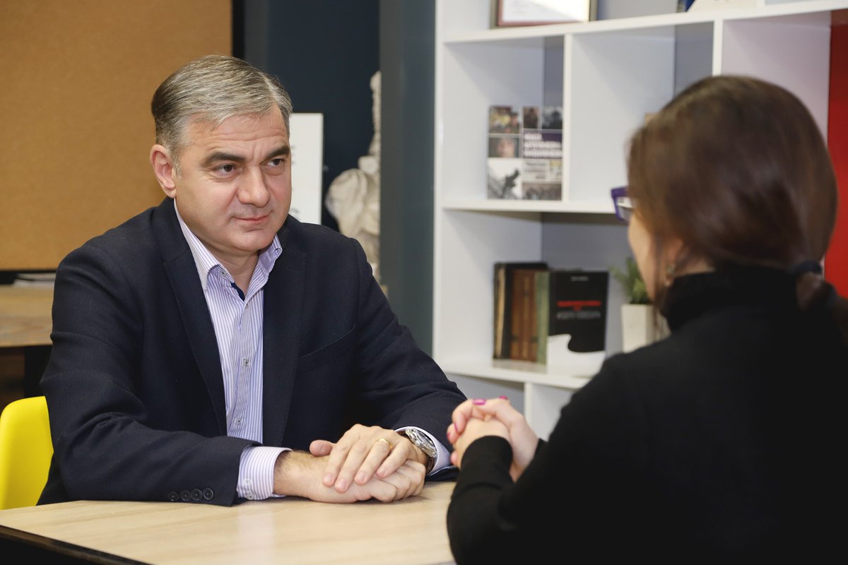 GalaxyGroupAM's tweet photo. Vahram Merangulyan, our champion CEO of IUnetworks, discusses what it takes to put the intellectual development of Armenia on the right path.
Read Vahram's interview here: https://t.co/UC4BzFZdoe
#teamGLXY #groupGLXY #IUnetworks https://t.co/m9Zfog19ON