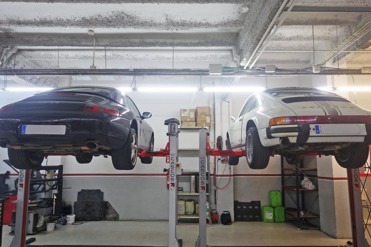 ValentinMotors's tweet photo. Nuestra pasión, nuestra obsesión. Trabajando duro desde 1979 para dejar cada Porsche como el primer día 🚘
#ValentinMotors #Porsche #Workshop https://t.co/q9tNvD0z6k