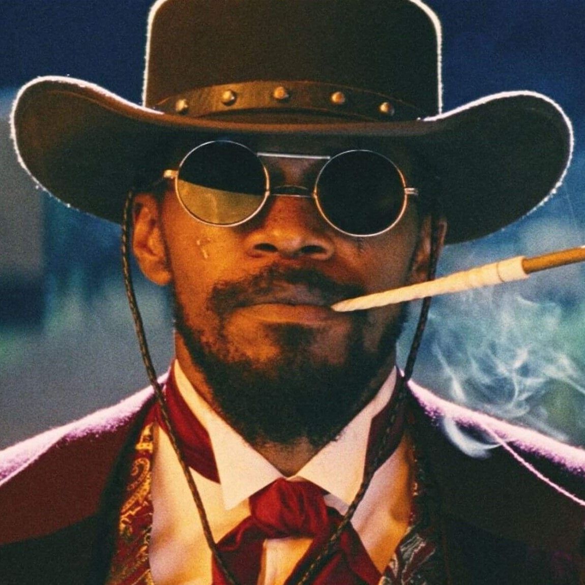 django cigarette holder DJANGO UNCHAINED plays this Friday at midnight! Tickets:  https://t.co/ImSJKQ9G4c