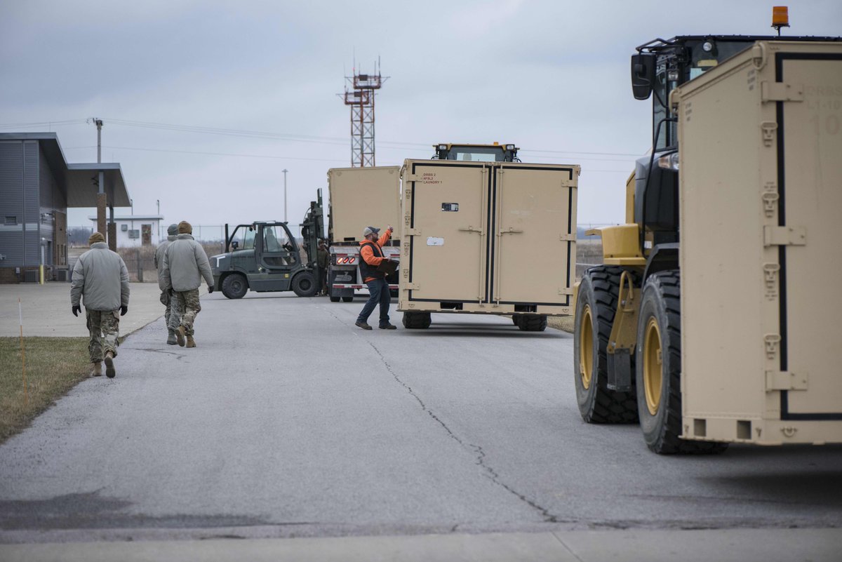 usairforce's tweet photo. Ohio @AirNatlGuard, @178thWing and @179AW sent Disaster Relief Beddown Sets to Puerto Rico to aid earthquake relief efforts. Each set is self-sufficient with organic power and potable water systems, providing shelter, hygiene facilities, and support for up to 300 people. https://t.co/woX1HlM1MR