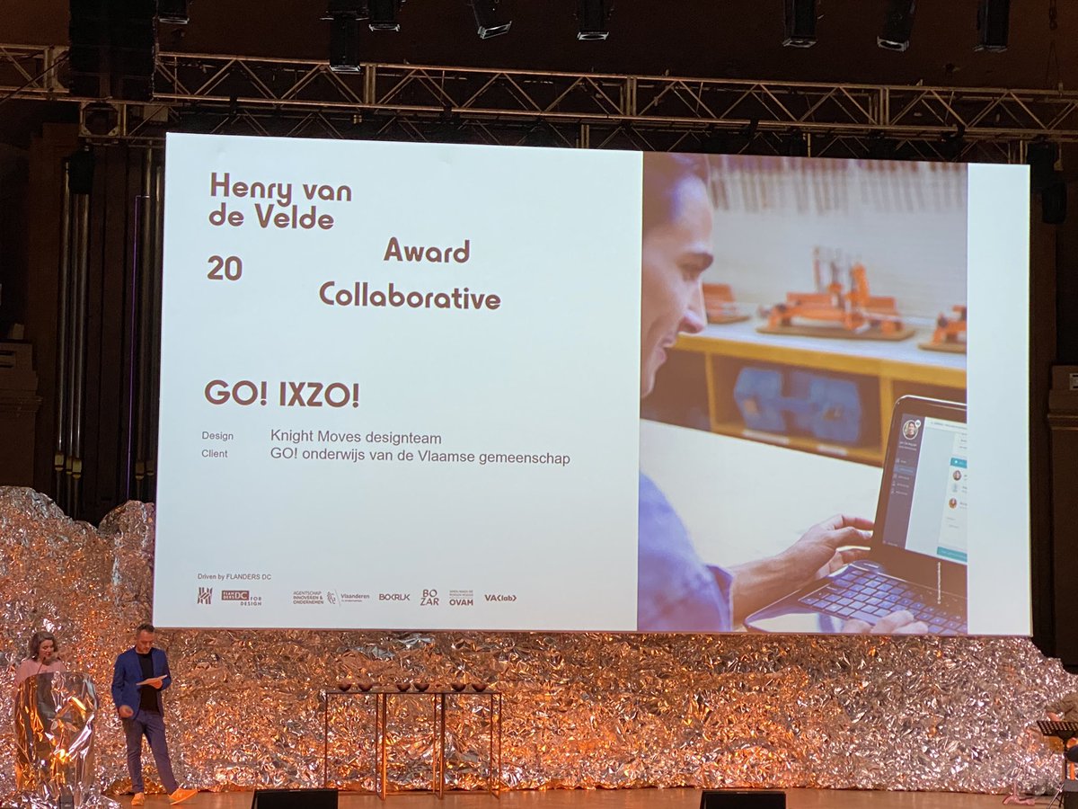 bramcuyt's tweet photo. Trots op het resultaat van een boeiende samenwerking adhv nieuwe methodieken en boeiende workshops. #servicedesign #designthinking  #collaborative #henrivandeveldeawards #IXZO 
Proficiat! @GO_onderwijs @Mark1vd @stinavanhoof @KnightMoves111 https://t.co/Reqr5KxqBD