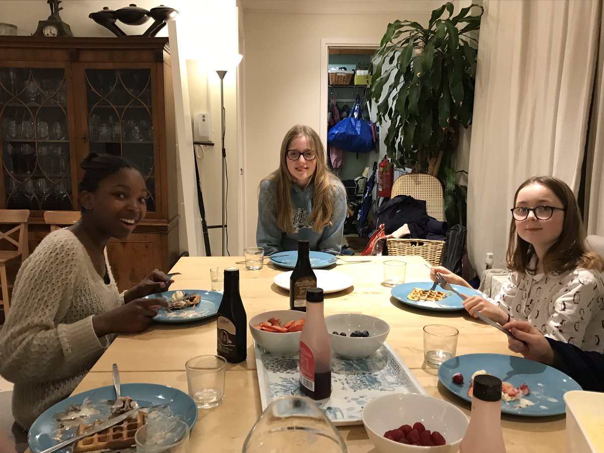 FarleighSchool's tweet photo. A yummy pudding party in senior boarding! #farleighboarding #puddingparty #weloveboarding https://t.co/521s7vggNr