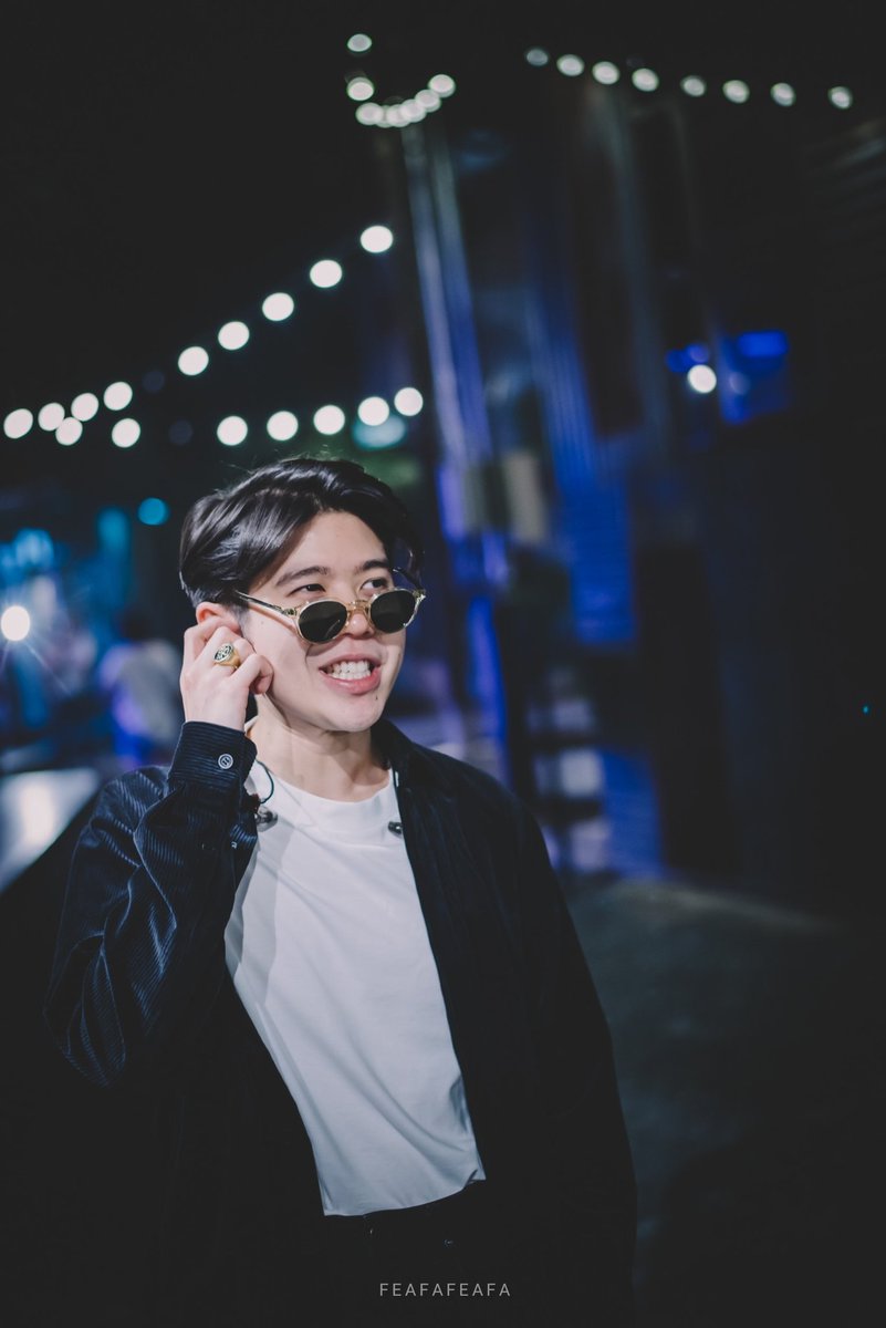 feafafeafa's tweet photo. เด็กซ่า 😏😎
#atomoatom
#atomchanakan
#อะตอม
#อะตอมชนกันต์
#Atomgallery
#feafafeafa
#feafaphoto https://t.co/ZrFrnhEv9Z
