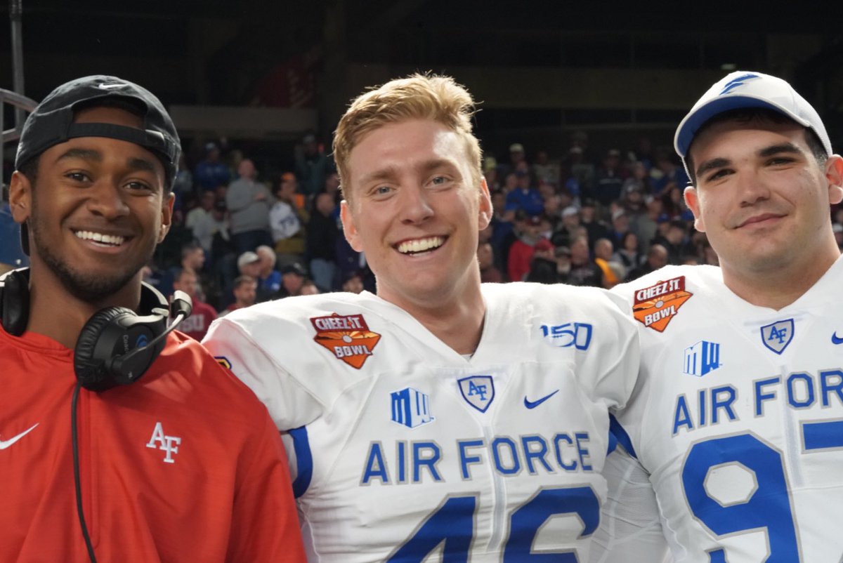 connerkirk's tweet photo. One season left 🏈 https://t.co/rh2bopoMVD