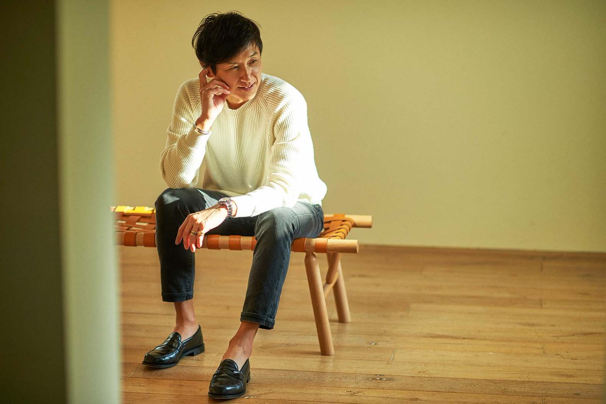bronlinejp's tweet photo. 最近ブラックデニムを穿くことが多いという戸賀さん。なかでも誰にでも似合うPTのブラックデニムが、お気に入りです。 #PT05 #PTTORINODENIM
https://t.co/cowFQW2Vyf https://t.co/mmIff2s9dT