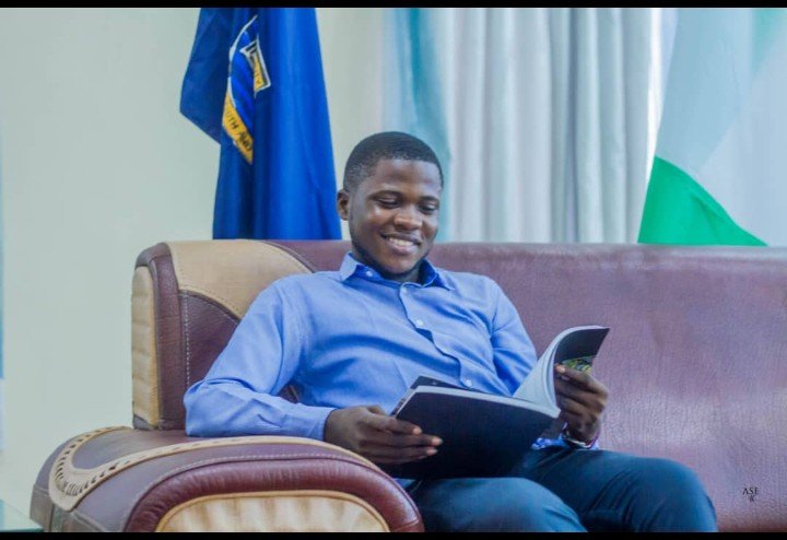 SdgsactL's tweet photo. We @SdgsactL celebrate an icon today. The amiable campus coordinator of SDGs Lasu @Prof_K_S_A . Happy birthday to you Sir, thank you for your unrelenting support and great passion for people.
Join us to celebrate an icon👏👏👏 https://t.co/jhO8t6fEIK