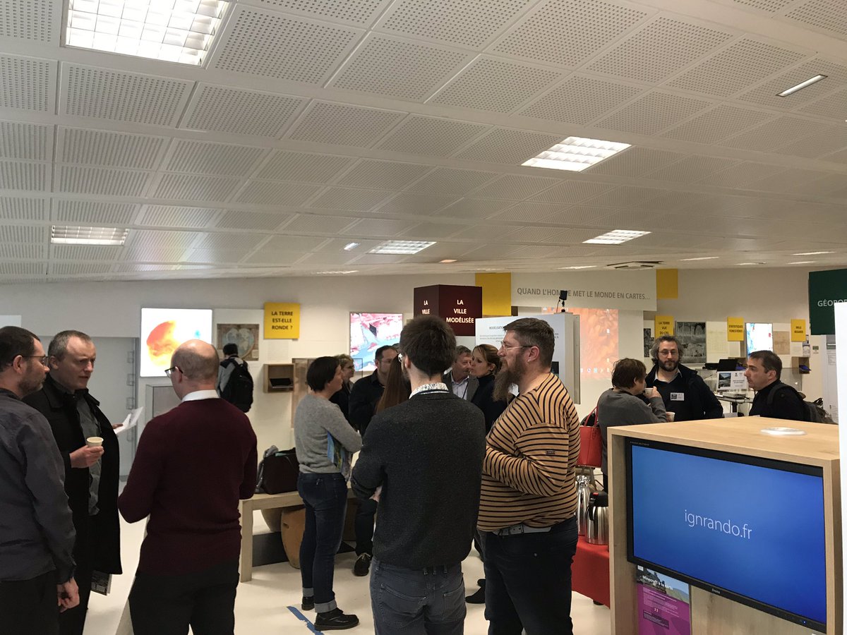 IGNFrance's tweet photo. Cet après-midi au #Géoroom #IGN, Atelier de lancement de la #BDTOPAGE avec l’@OFBiodiversite ! https://t.co/Y9jeNpwkxQ