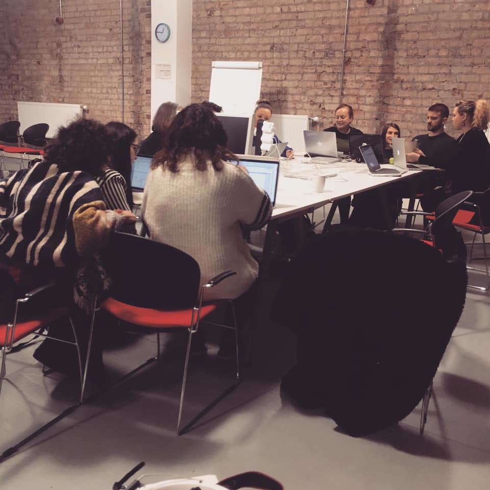 SignalFilmMedia's tweet image. Budget forecasting exercises are keeping our art directors busy this morning as part of our @UKScreenSkills project #SteppingUpToArtDirector
#practicalexercises #budgetplanning #productionmanager #filmandtv #forecasting #filmindustry #experience #cpd #careergoals #teamwork