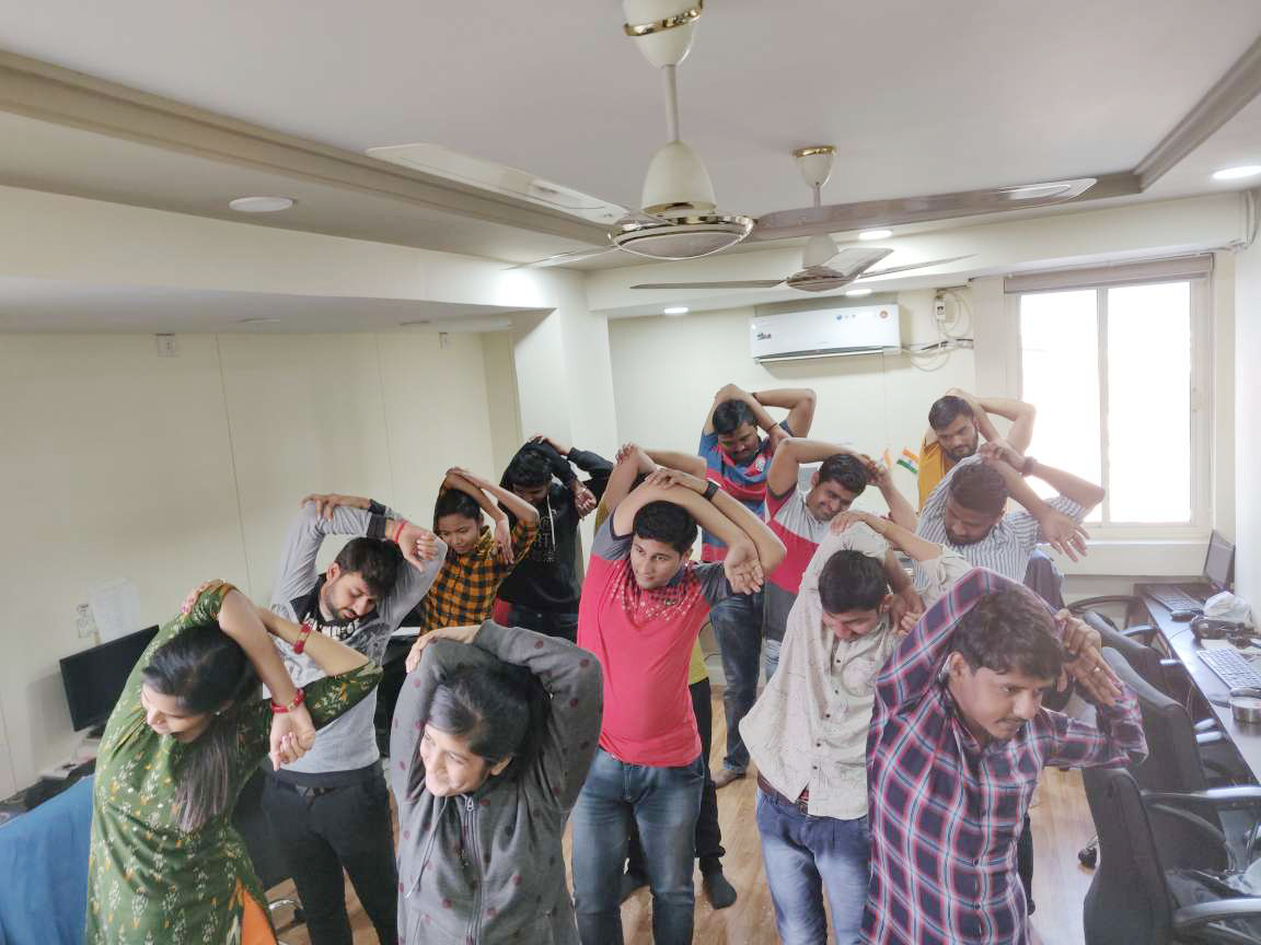 surekhatech's tweet photo. Good health is your greatest asset. You will never regret the decision to take better care of your #health. We encourage employees to participate in #fitness at the workplace.
#stretching #atworkplace #goodhealth #healthiswealth #stayhealthystayfit #office #ahmedaabadjobs https://t.co/VEoCBr75eY