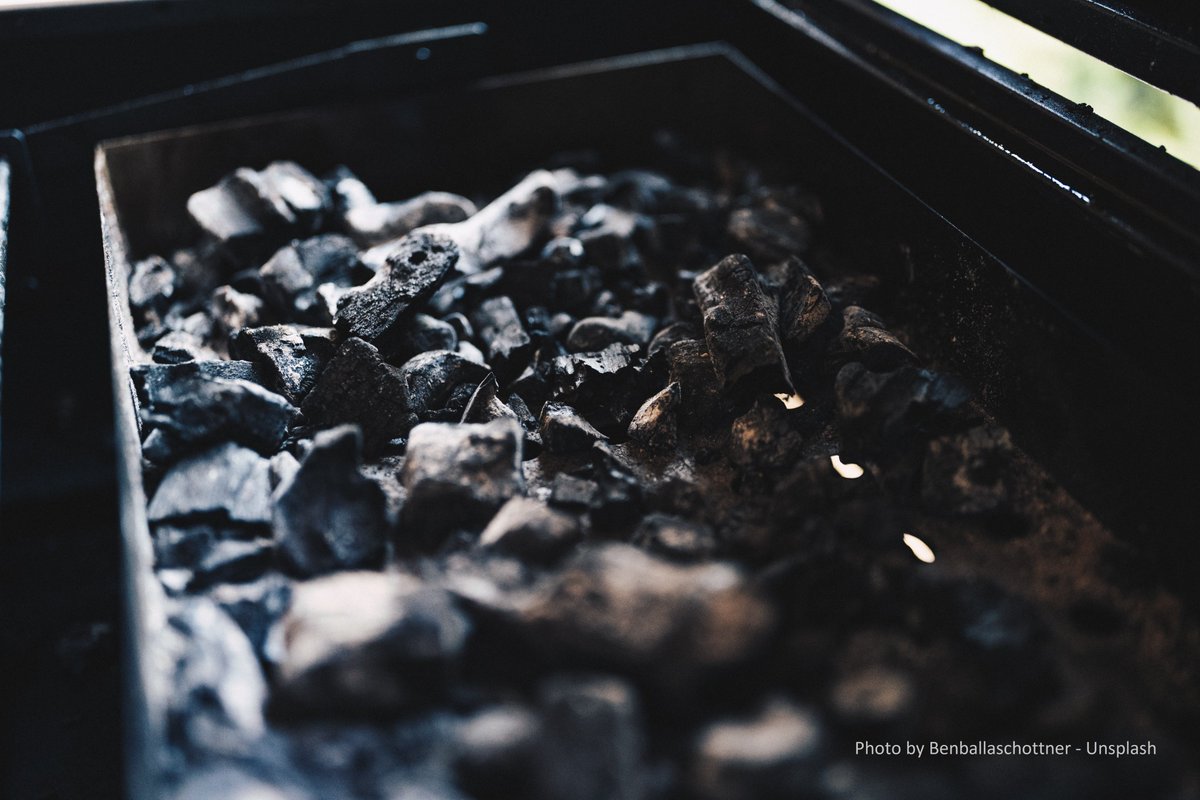 EUinmyRegion's tweet photo. 🆕study #SMEs: scope&amp;challenges for #coalregions in transition -Upper Nitra 🇸🇰

Coal phase out: an opportunity to transform the economy into a #lowcarbon #climatechange-adapted system.

#EUGreenDeal 🇪🇺

➡️https://t.co/fLbCAls2DW https://t.co/nE9YgmAx4F
